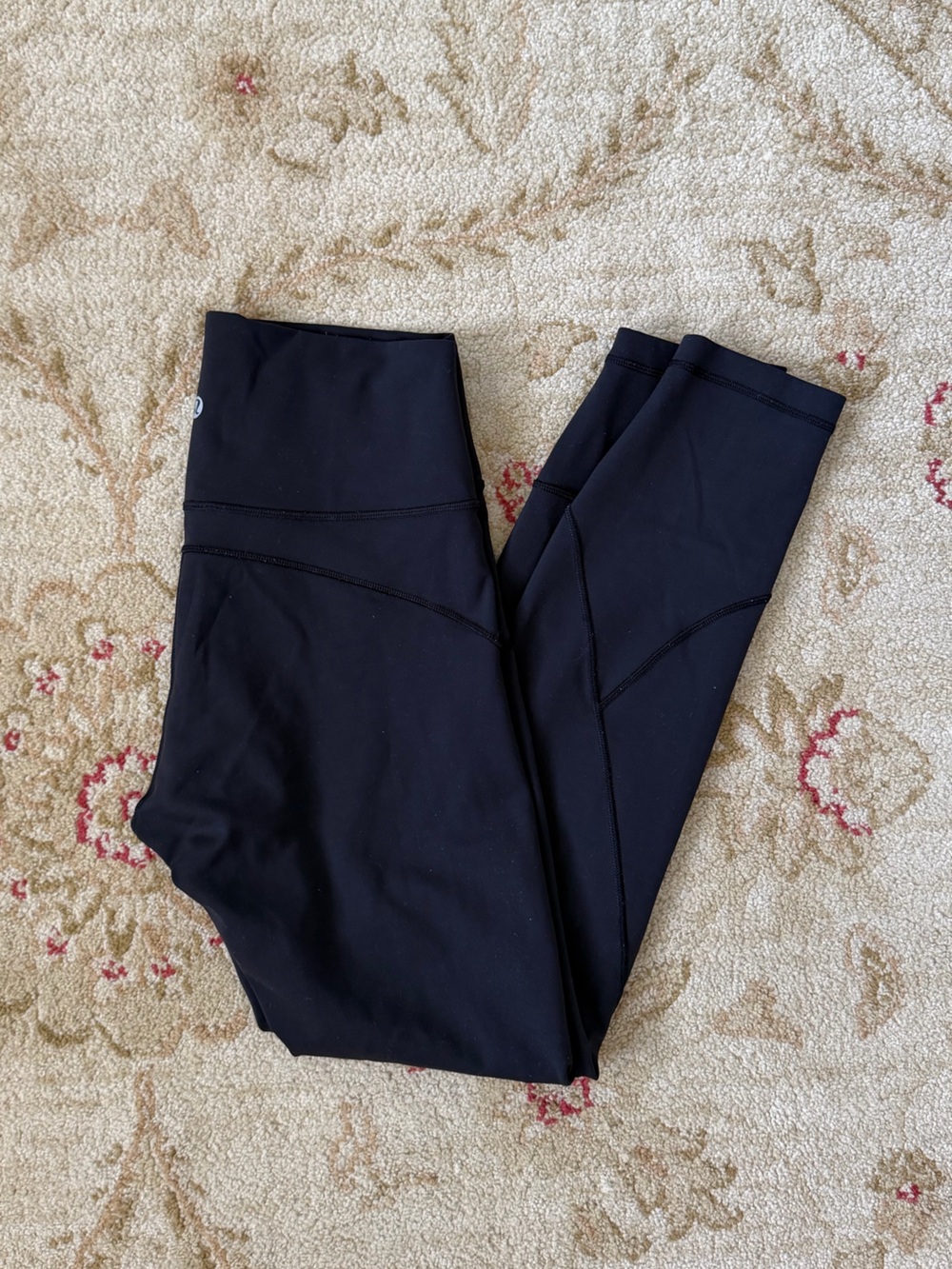 Lululemon black leggings